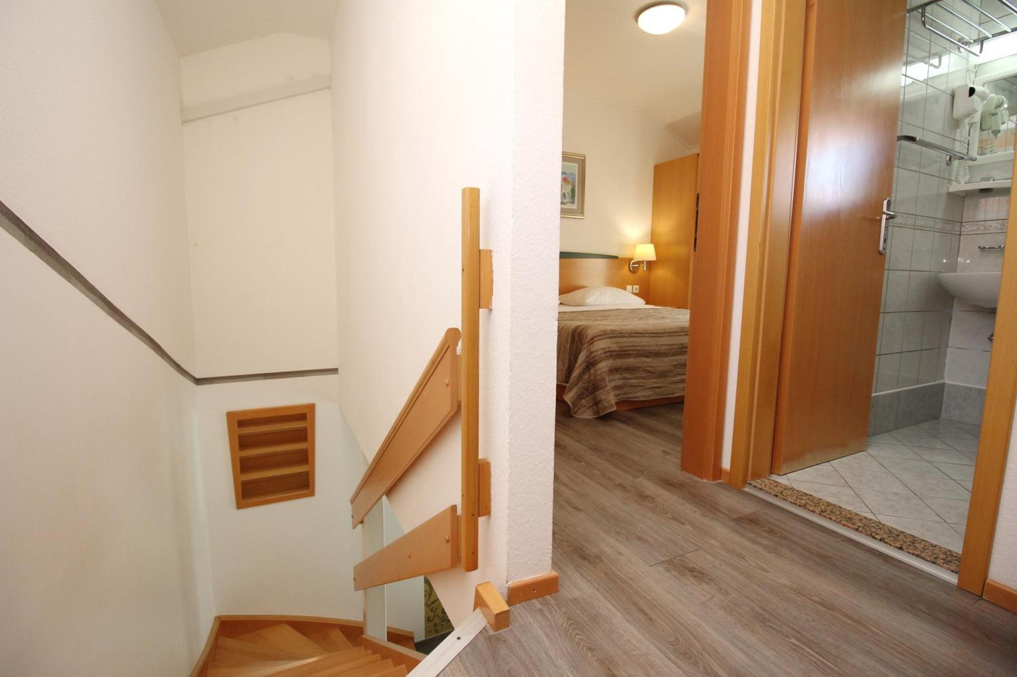 Villas Corinthia Baska  Phòng bức ảnh